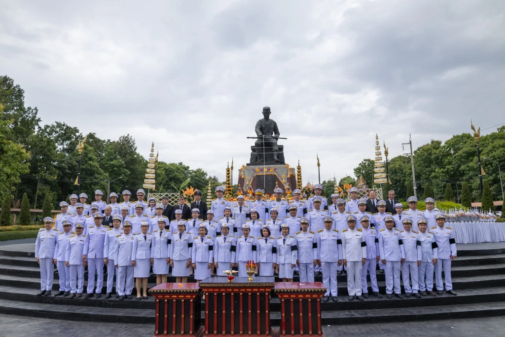 คณะศิลปศาสตร์ร่วมพิธีวันสถาปนามหาวิทยาลัยพะเยา พร้อมแสดงความยินดีกับบุคลากรที่ได้รับรางวัลบุคลากรดีเด่นสายวิชาการ สาขามนุษยศาสตร์