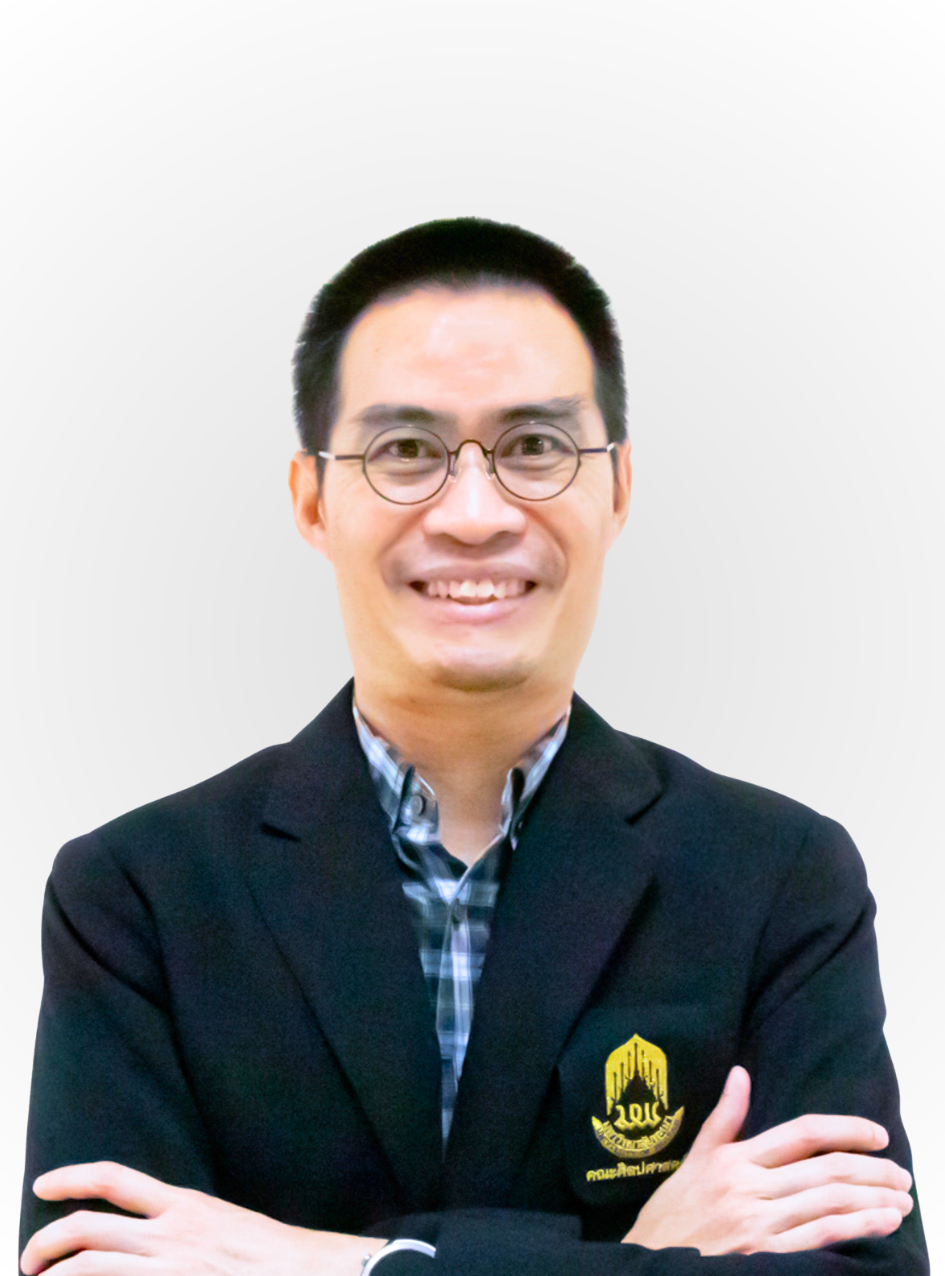 นายภัทรพงศ์ พื้นงาม