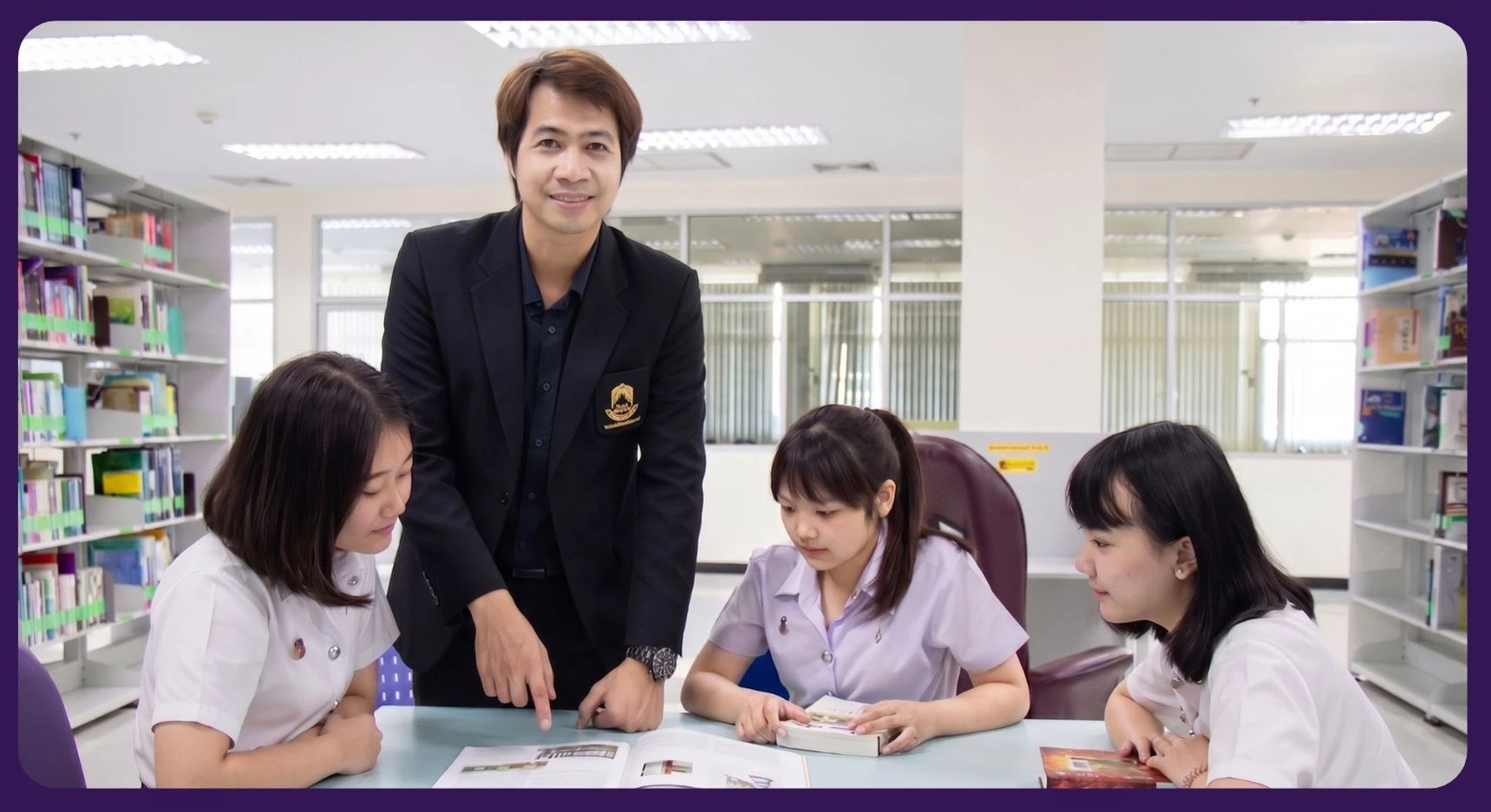 ภาพประกอบของ ศศ.บ.ภาษาไทย