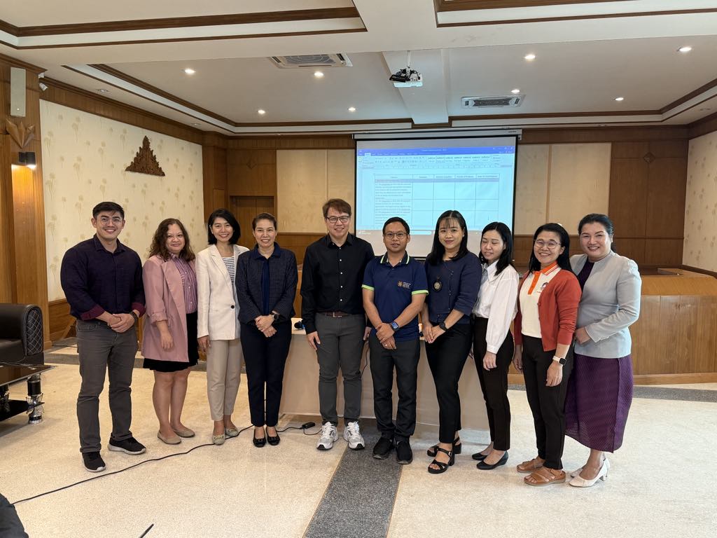 คณะศิลปศาสตร์ร่วมกิจกรรม “บรรยายจรรยาบรรณของผู้ประเมินคุณภาพการศึกษาภายใน และแนวทางการประเมินหลักสูตร ตามเกณฑ์ AUN QA ระดับสากล”